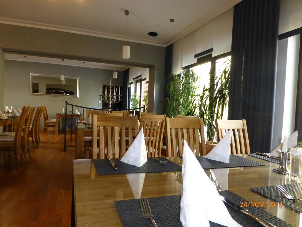 Hotel Ruestersieler Hof Wilhelmshaven Ngoại thất bức ảnh
