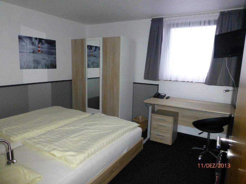 Hotel Ruestersieler Hof Wilhelmshaven Phòng bức ảnh